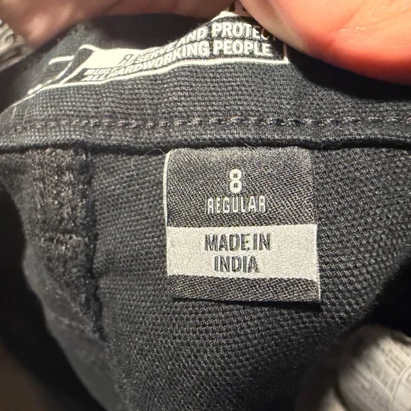 Carhartt Black Work Jacket with Gold Logo Patch - Picture 4 of 7